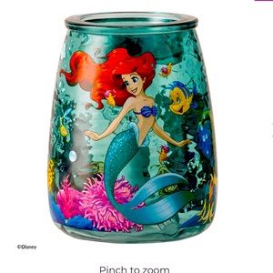Little mermaid scentsy warmer new in box